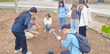 40b473894ef50a6bec8ac859f63c914e